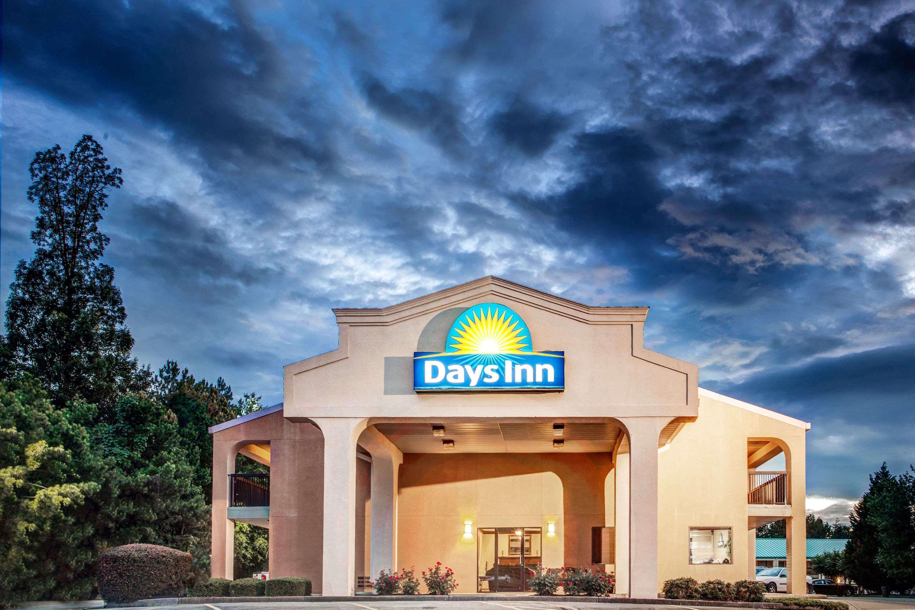 Days Inn By Wyndham Kennesaw Exterior foto